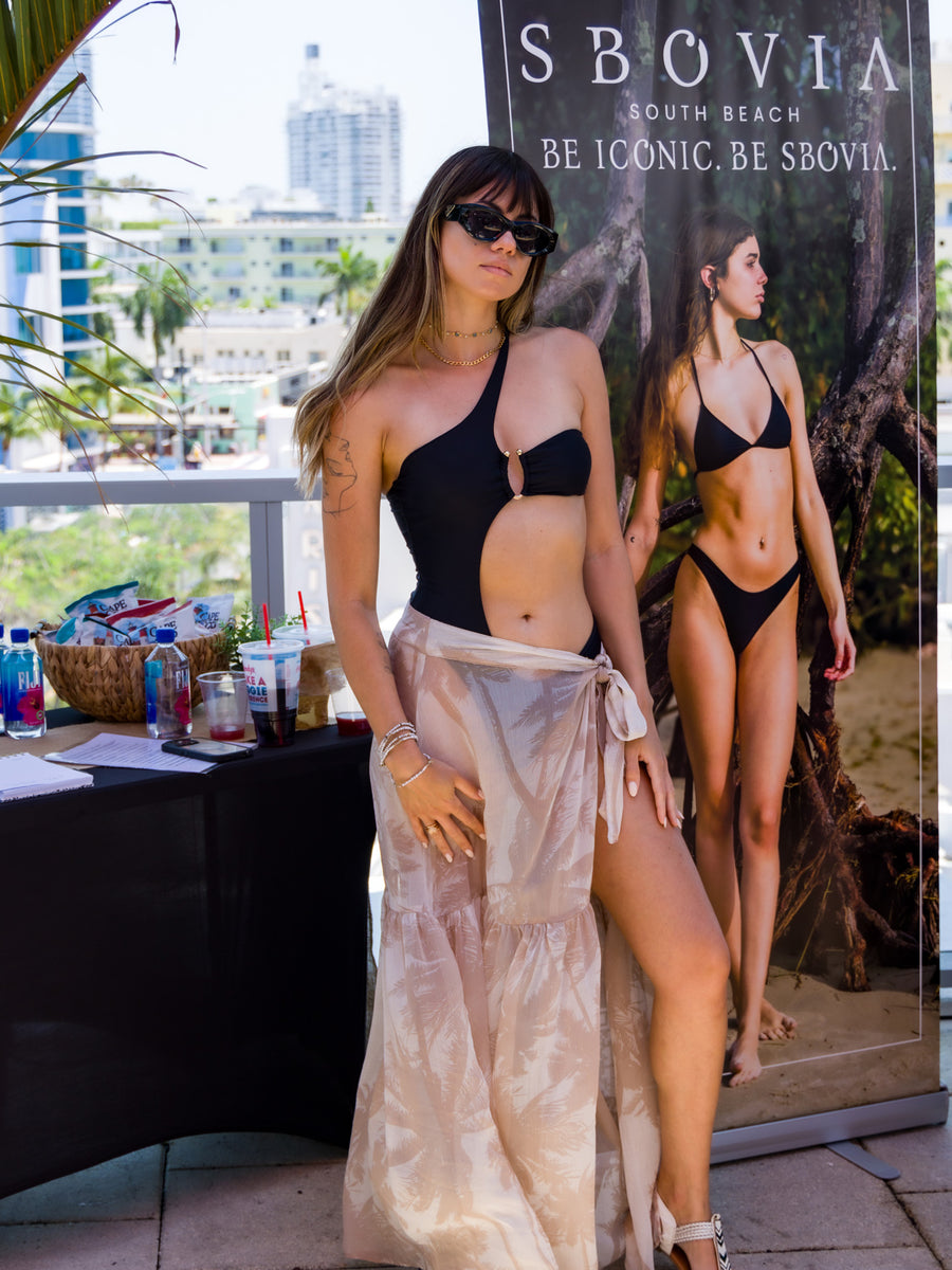 Hannah Luxe Cutout Monokini in Black